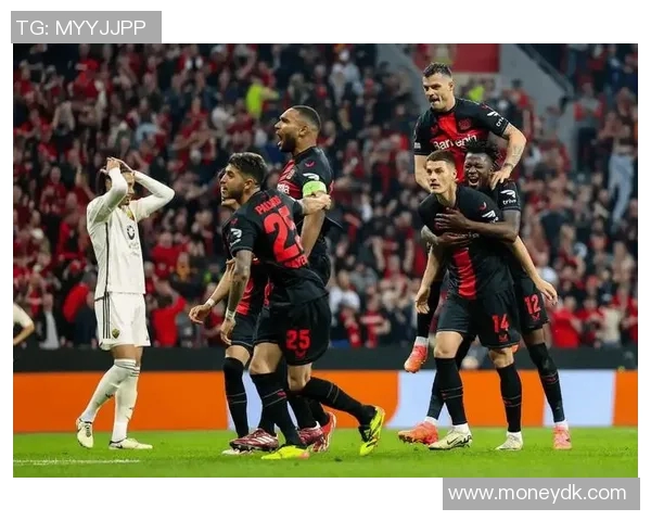 德甲赛场激战，法兰克福不敌勒沃库森，直落两球遗憾败北