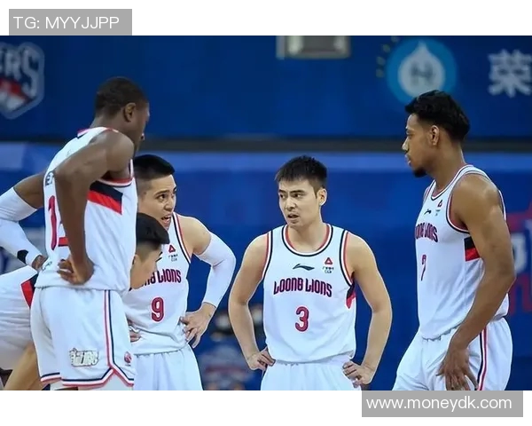 广州龙狮主场大胜，CBA豪强成为威胁之源