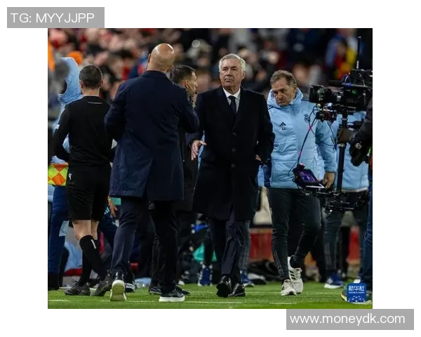 维尼修斯引领皇马征战欧冠赛场助力球队再创辉煌荣耀